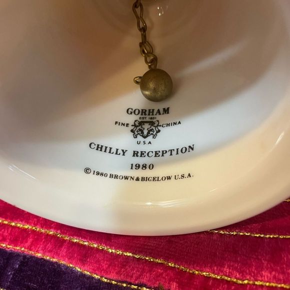 Norman Rockwell Gorham Chilly Reception 1980 Christmas Bell - Picture 7 of 8